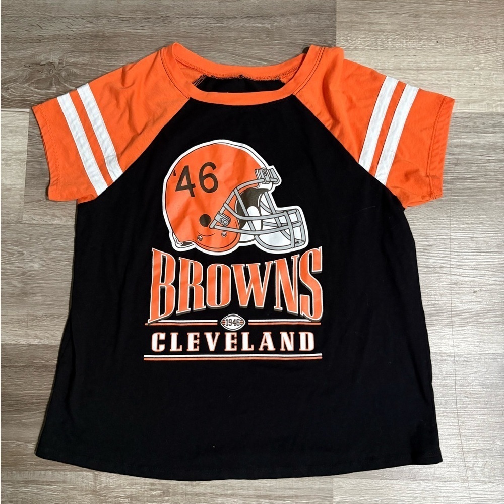 Cleveland Browns Raglan Shirt - Orange and Black. Size 00